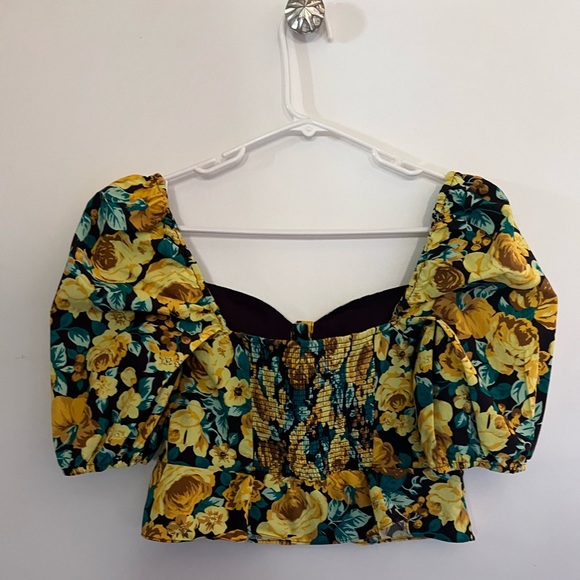 LAURA ASHLEY & URBAN OUTFFITTERS LUCILLE TOP - Picture 8 of 15